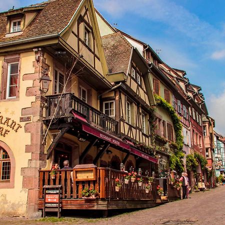 Hotel Au Cerf Riquewihr Exteriör bild
