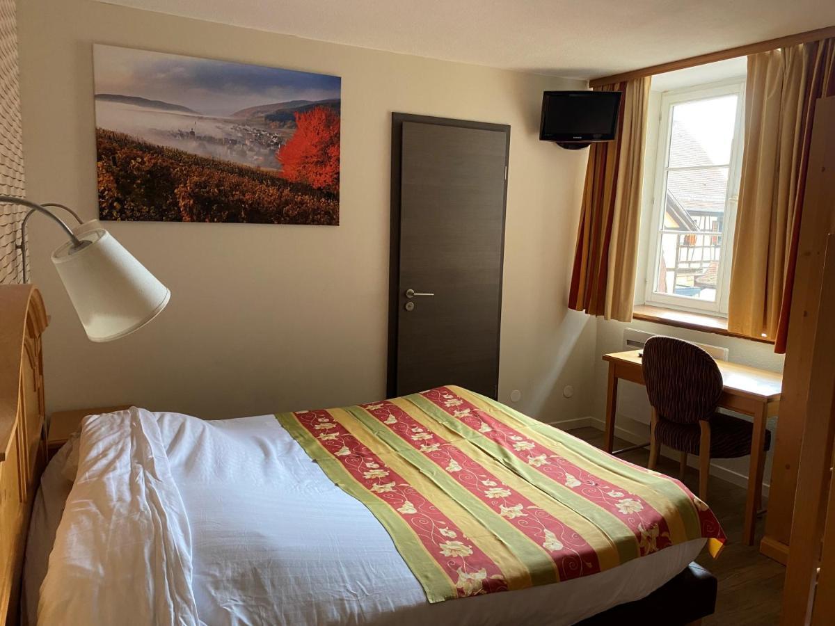 Hotel Au Cerf Riquewihr Exteriör bild