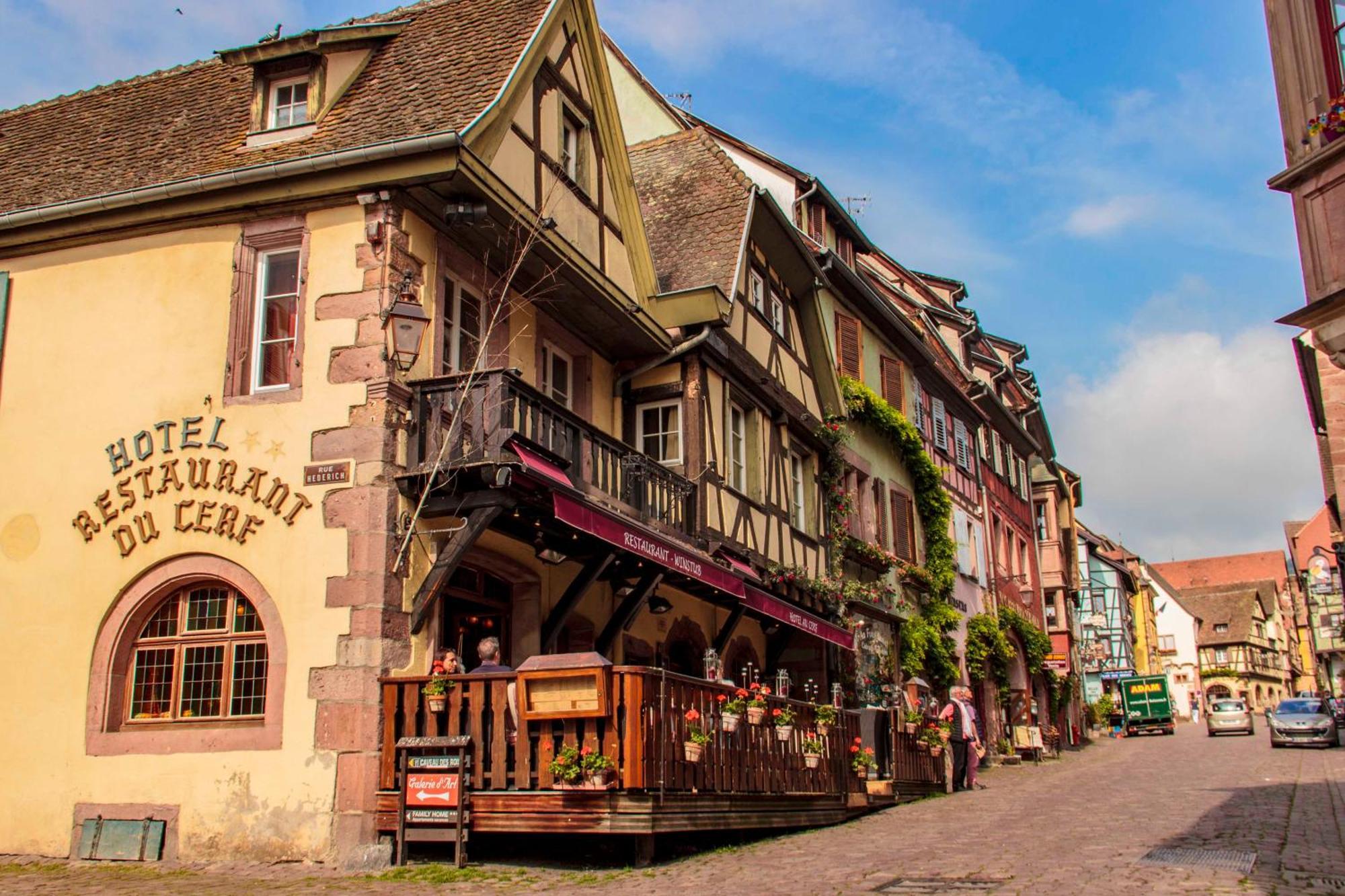 Hotel Au Cerf Riquewihr Exteriör bild