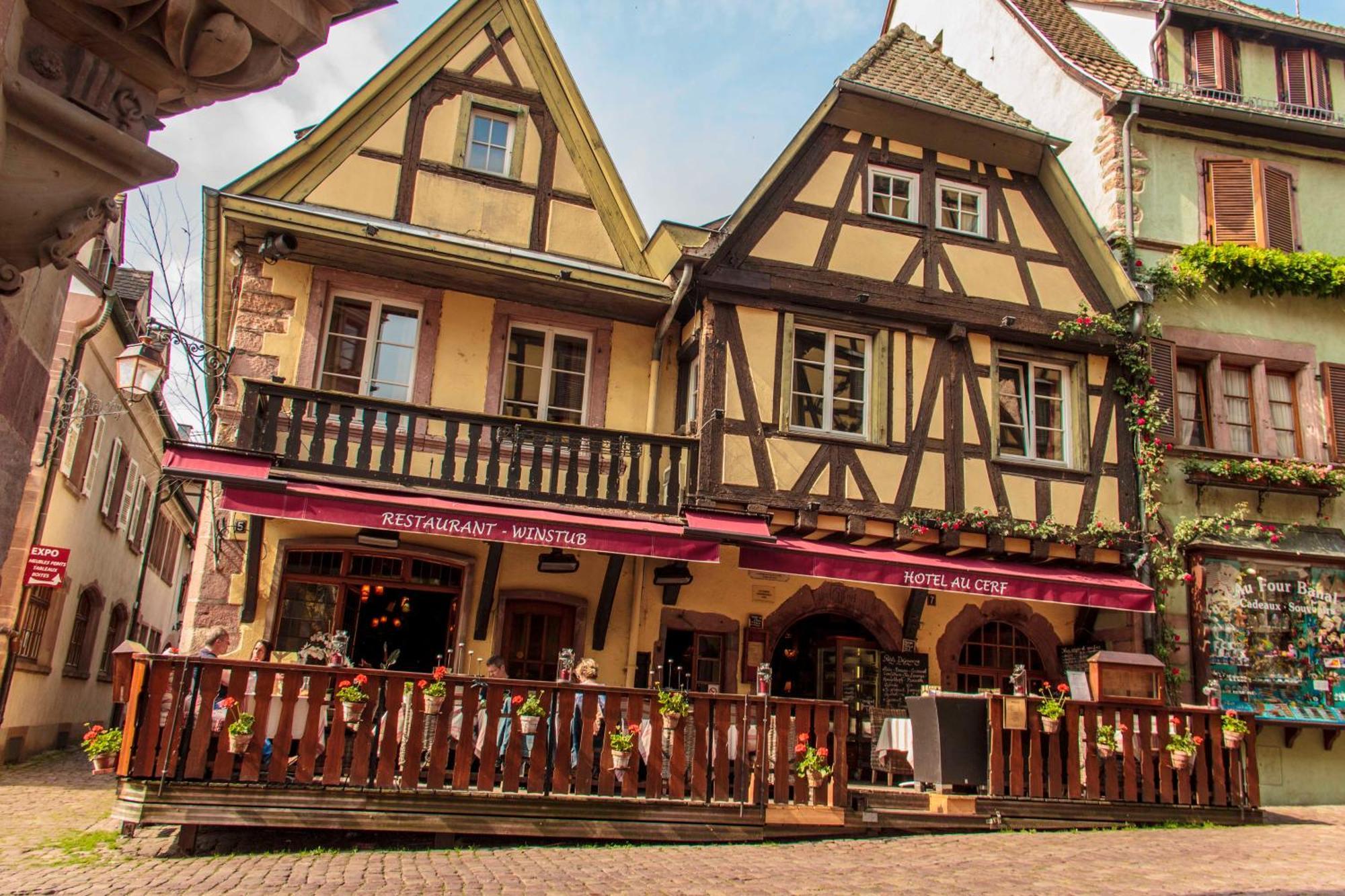 Hotel Au Cerf Riquewihr Exteriör bild